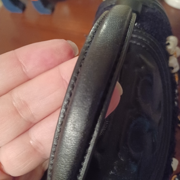 Rare Tory Burch Fleming crossbody - Picture 4 of 11